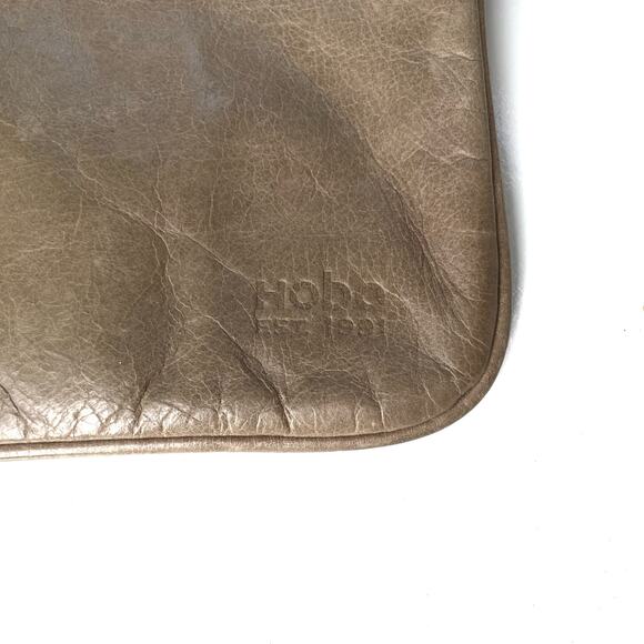HOBO International Vida Wristlet Clutch Taupe Glazed Leather Silver Wallet Purse - Picture 12 of 15